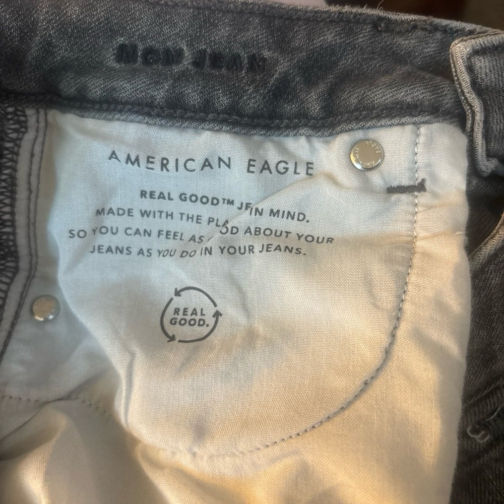 American eagle mom jean 2 Short - Picture 11 of 11